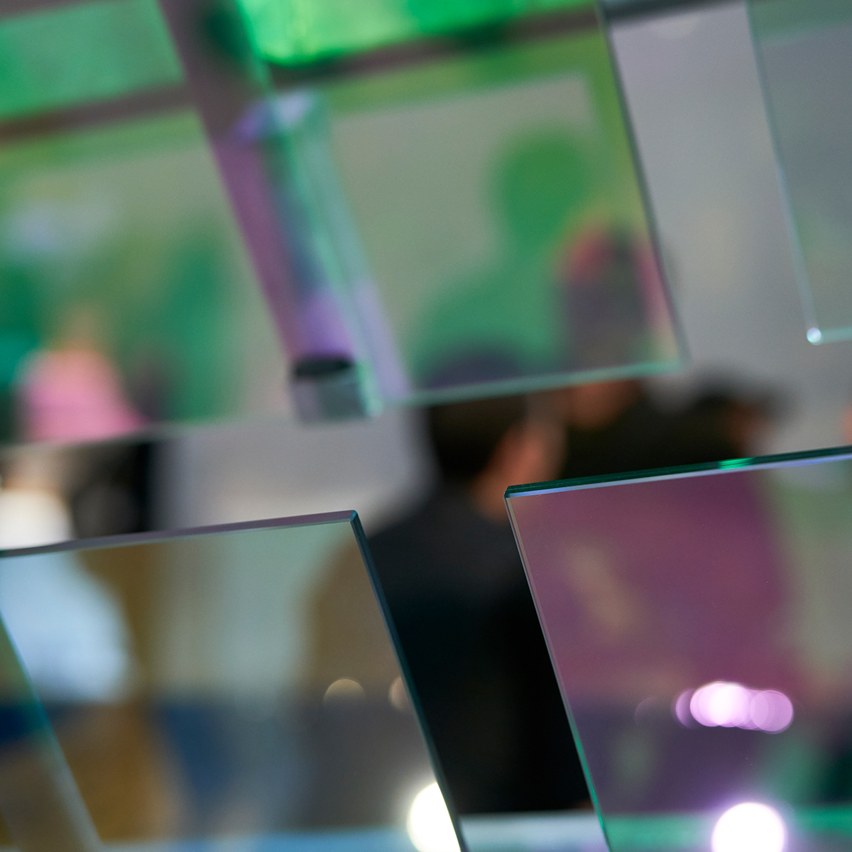 Photographie de l'exposition "Entre deux" présentée au Centre de design en 2019 - Crédit photo Benoit Rousseau